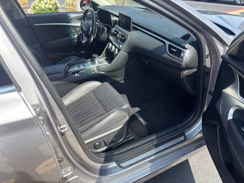 Used 2022 Genesis G70 2.0T w/ Prestige Package AWD/4WD image 13