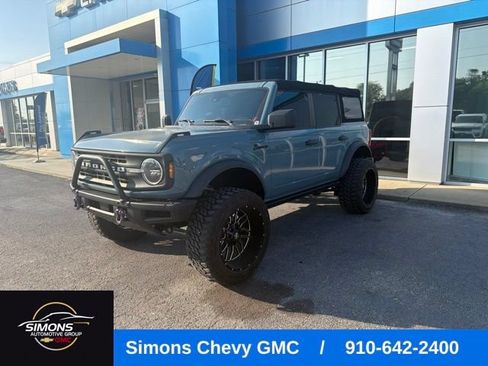 Used 2022 Ford Bronco Black Diamond AWD/4WD image 1