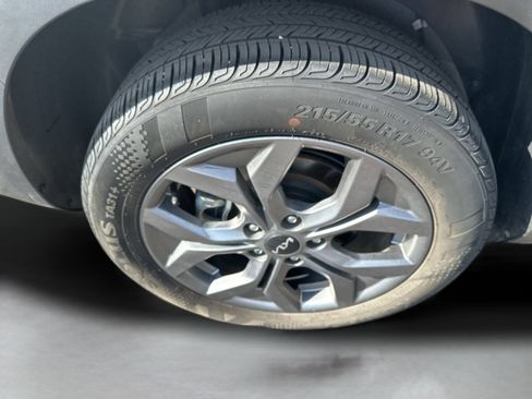 Used 2024 Kia Seltos S AWD/4WD image 24