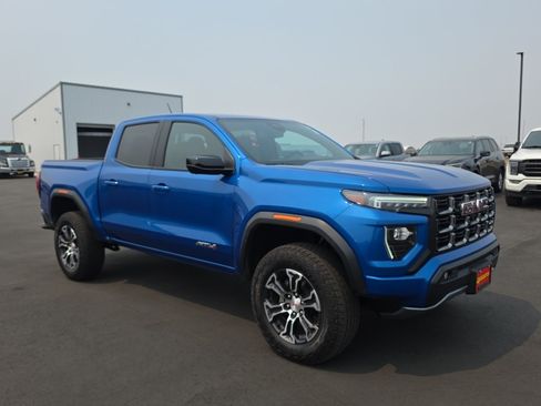 Used 2023 GMC Canyon AT4 w/ AT4 Premium Package AWD/4WD image 1