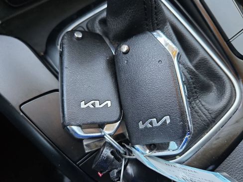 Certified 2022 Kia Soul LX image 31