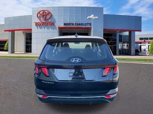 Used 2024 Hyundai Tucson SE image 8