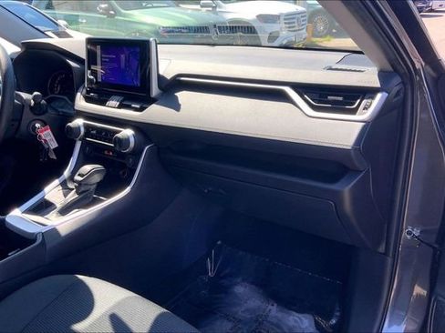 Used 2024 Toyota RAV4 LE AWD/4WD image 14