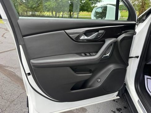 Used 2019 Chevrolet Blazer RS w/ Sun and Wheels Package AWD/4WD image 15