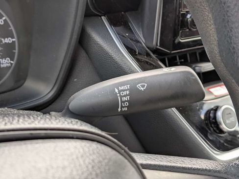 Used 2025 Toyota Corolla LE FWD image 20