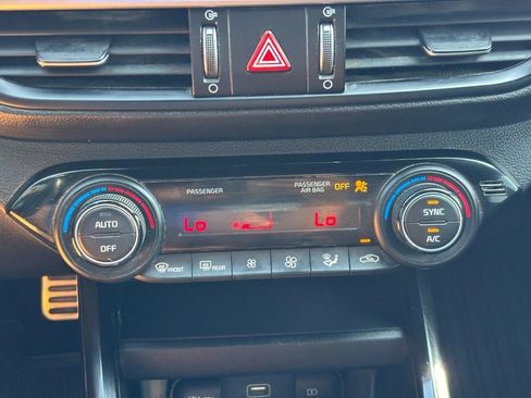 Used 2023 Kia Forte GT-Line w/ GT-Line Technology Package FWD image 23