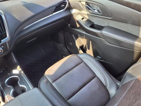 Used 2023 Chevrolet Traverse High Country w/ LPO, Floor Liner Package AWD/4WD image 13