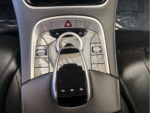 Used 2019 Mercedes-Benz Maybach S 560 4MATIC image 45