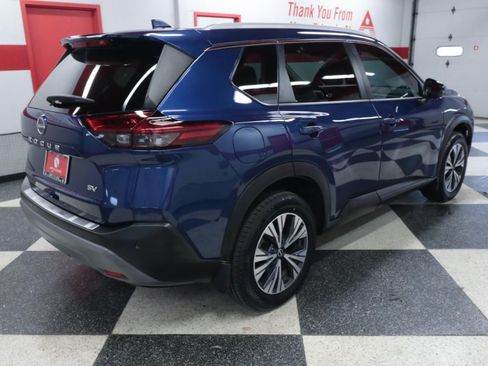 Used 2022 Nissan Rogue SV w/ SV Premium Package FWD image 8