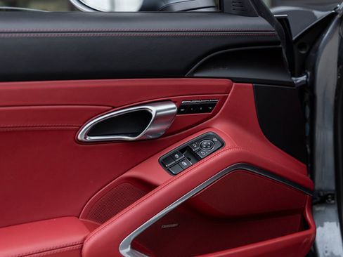 Certified 2025 Porsche 718 Boxster S image 21