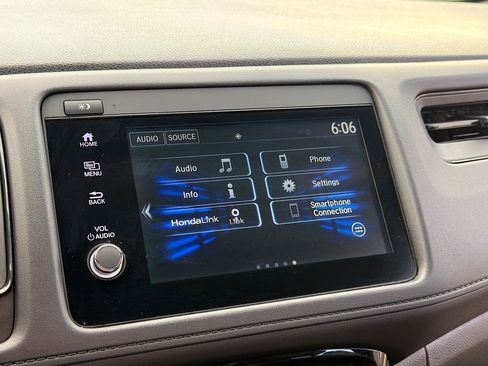 Used 2022 Honda HR-V Sport image 10