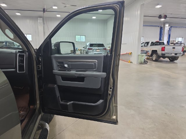 Used 2015 RAM 1500 Outdoorsman AWD/4WD image 30