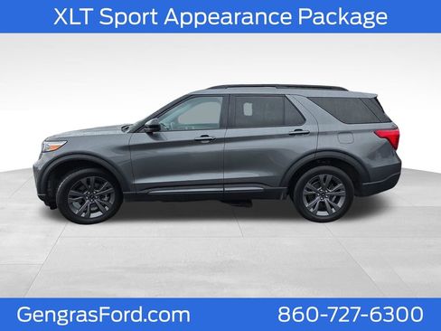 Used 2023 Ford Explorer XLT w/ Equipment Group 202A AWD/4WD image 4