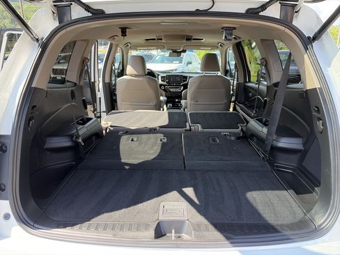 Used 2021 Honda Pilot Touring image 15