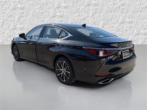 New 2025 Lexus ES 350 w/ Premium Package image 5