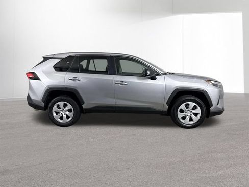 Used 2024 Toyota RAV4 LE AWD/4WD image 34