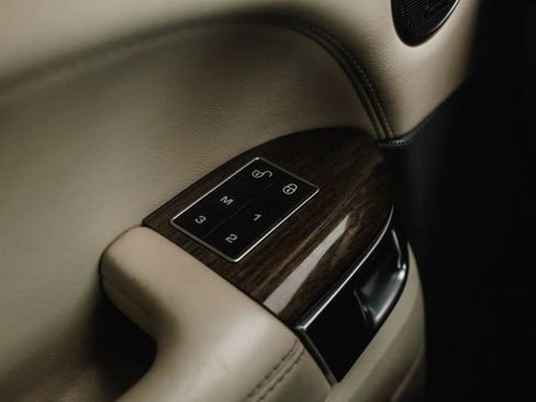 Used 2016 Land Rover Range Rover Sport Supercharged image 14