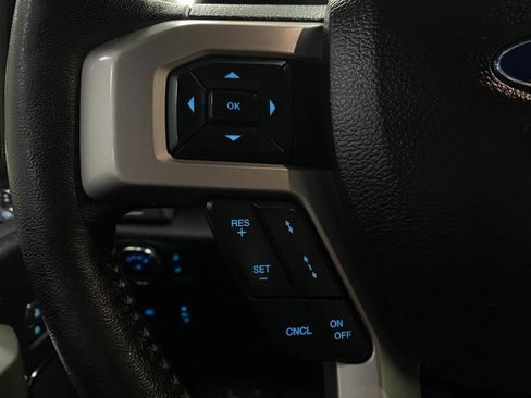 Used 2018 Ford F150 Lariat w/ Equipment Group 502A Luxury image 16