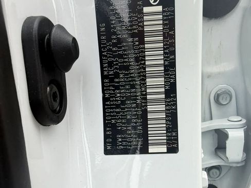 Used 2025 Toyota Corolla XSE FWD image 31