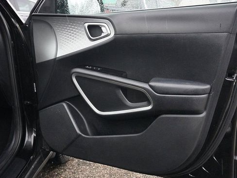 Used 2022 Kia Soul LX w/ Technology Package image 20