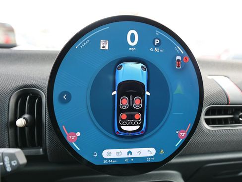 Used 2025 MINI Cooper 2-Door Hardtop image 20