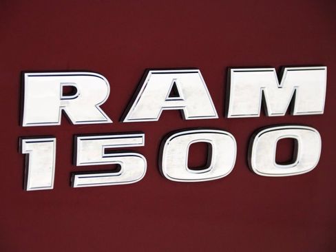 Used 2018 RAM 1500 Express image 14