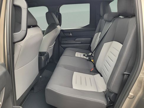 Certified 2025 Toyota Tacoma TRD Off-Road image 15