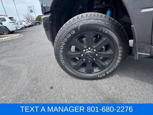 New 2026 RAM 2500 Big Horn AWD/4WD image 13