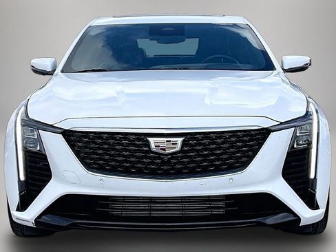 Used 2025 Cadillac CT5 Premium Luxury RWD image 3