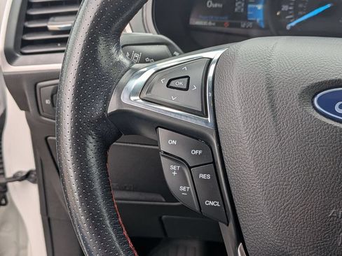 Used 2022 Ford Edge ST-Line AWD/4WD image 19