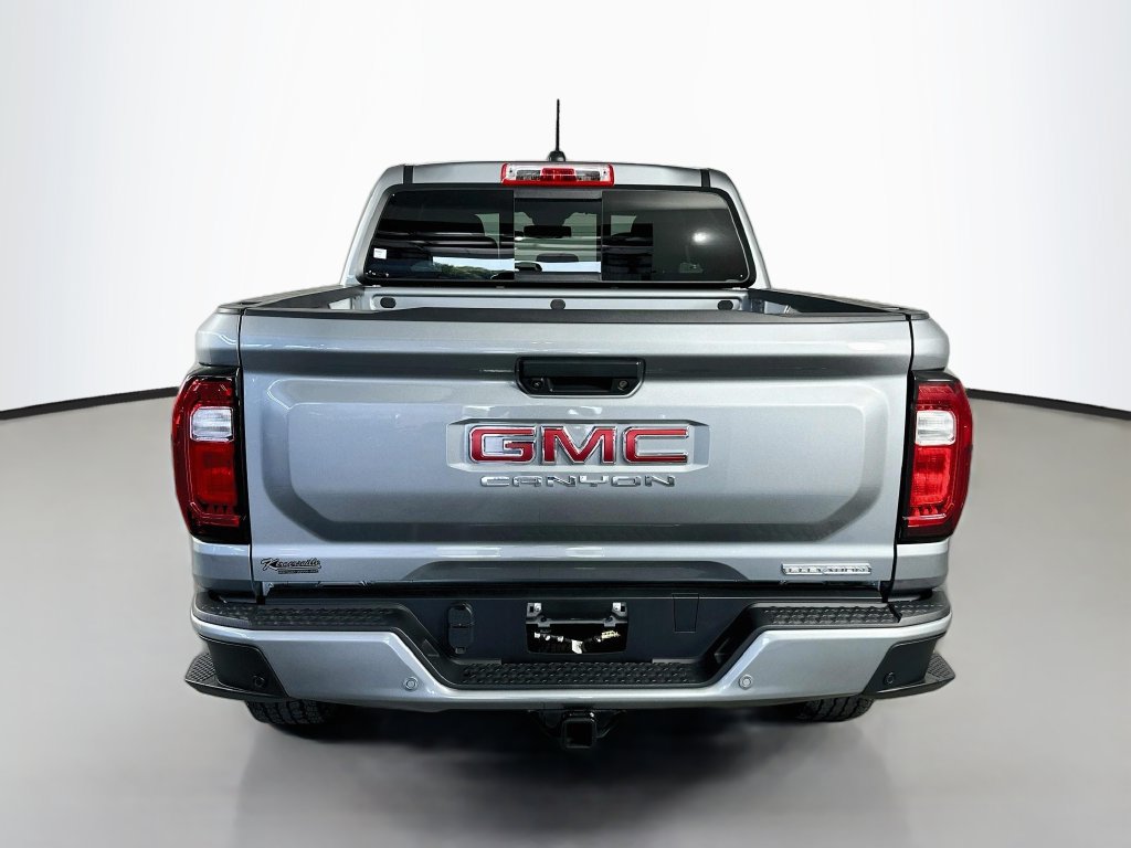 Used 2025 GMC Canyon Elevation w/ Technology Package RWD image 6
