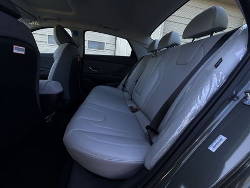 New 2026 Hyundai Elantra Limited image 25