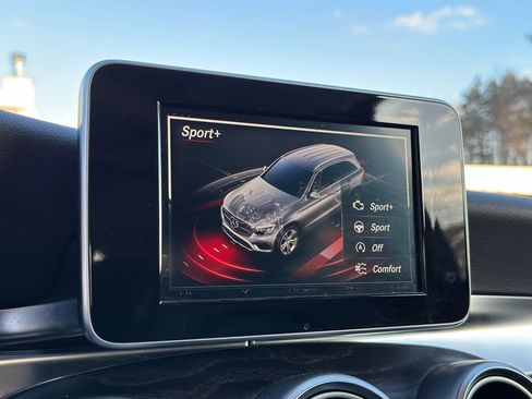 Used 2016 Mercedes-Benz GLC 300 4MATIC image 43