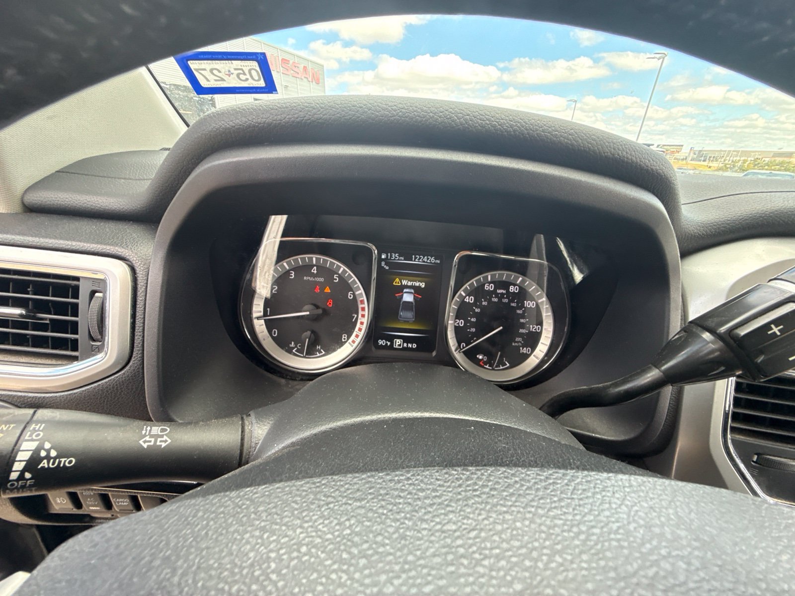 Used 2017 Nissan Titan SV RWD image 10