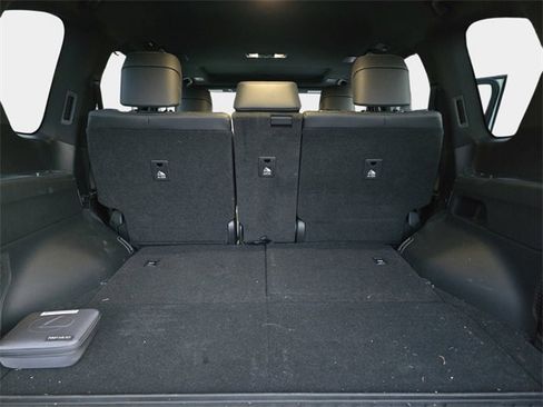 Used 2024 Lexus LX 600 4WD w/ Luxury Package image 14