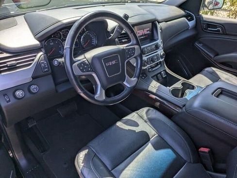 Used 2020 GMC Yukon SLT w/ Open Road Package image 11