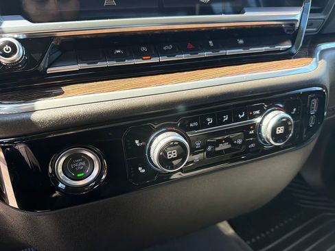 Used 2024 GMC Sierra 1500 Elevation image 36