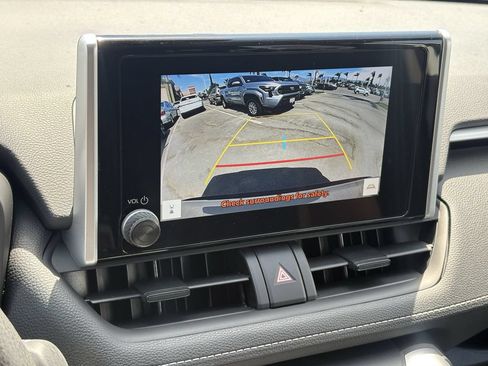 Used 2024 Toyota RAV4 LE AWD/4WD image 12