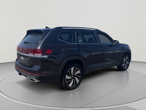 Used 2025 Volkswagen Atlas SE FWD image 5