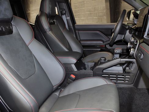 Used 2025 Toyota Tacoma TRD Pro image 61