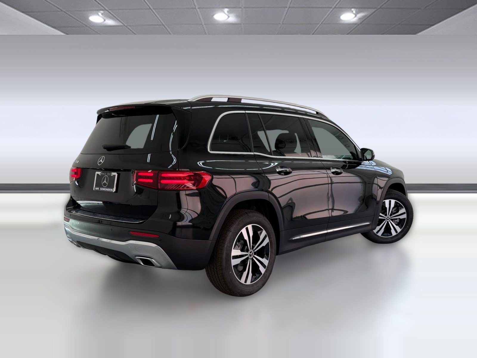 New 2026 Mercedes-Benz GLB 250 image 8