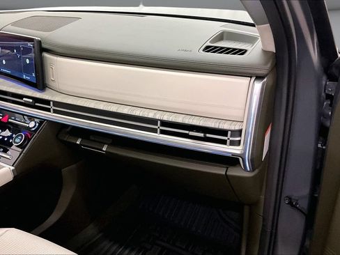 Used 2025 Hyundai Santa Fe Calligraphy AWD/4WD image 27