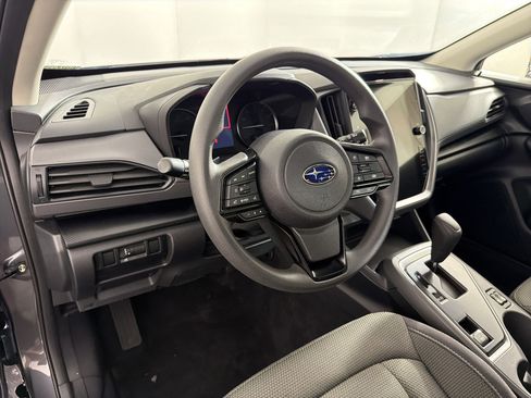 Used 2024 Subaru Crosstrek 2.0i Premium image 4