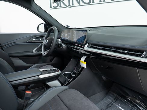 New 2025 BMW X1 xDrive28i w/ M Sport Package image 21