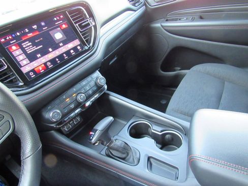 Used 2025 Dodge Durango GT AWD/4WD image 29