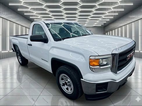Used 2015 GMC Sierra 1500 2WD Regular Cab image 2