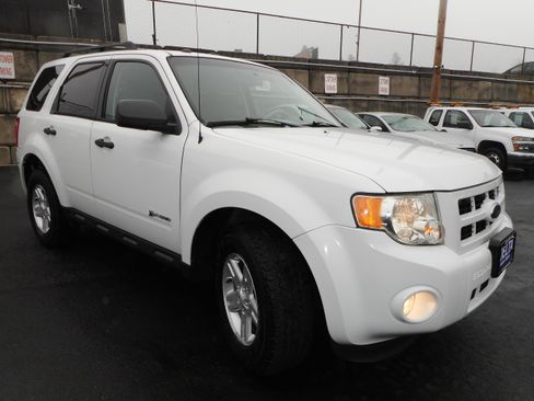 Used 2009 Ford Escape 4WD Hybrid image 1