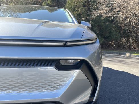 New 2026 Chevrolet Equinox EV LT image 14