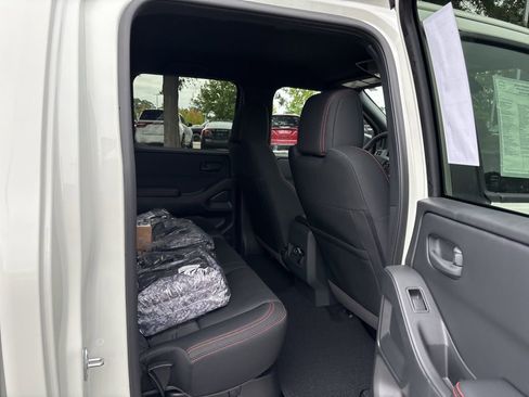 New 2026 Nissan Frontier PRO-4X w/ Pro-4x Convenience Package image 17