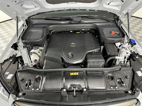 New 2026 Mercedes-Benz GLS 450 4MATIC image 33